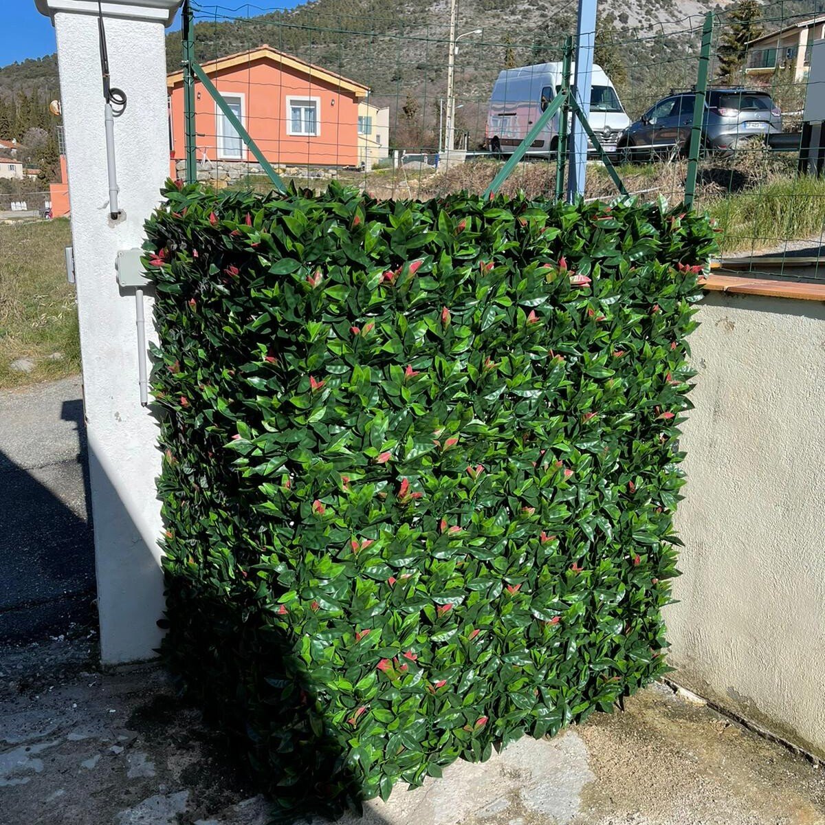 cache climatiseur artificiel terrasse d’hôtel