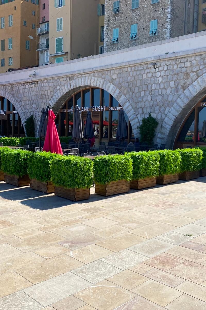 Planet Sushi, Menton